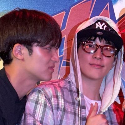 yoonziwon's profile picture. for #세븐틴 - loml . . #원우🐈‍⬛ #정한🪽 | thank you for the love that doesn't make me feel lonely | 190817 ☁️