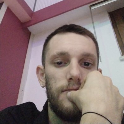Başını alıp uzaklara gitmek isteyenler derneği başkanı
@GalatasaraySK