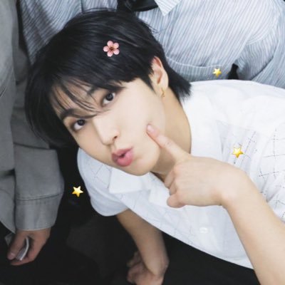 ︎ ♡ 🐈⬛💍🐺 : ถ้าไม่คิดจะรัก so why the fuck you call me อะ?