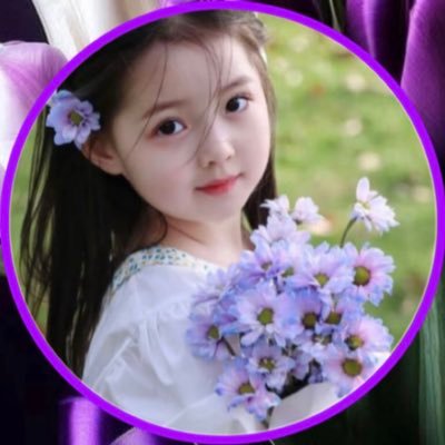Kh123kl's profile picture. يآ فريـدة الطبع يآ حُلوة الوصـوف 💜🧚🏻‍♂️.. #السعودية_العظمى
