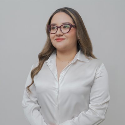 Obradorista de corazón, médica de profesión, hija, hermana, defensora de los animales, Consejera Estatal de Morena, Diputada y DEFENSORA de las causas JUSTAS