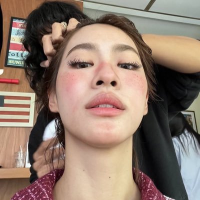 ChLTY19998's profile picture. แอคสำรองของ @YoonTYLim | โซวอนของพี่ยุนอา | รักเอหมีนะคะ รักหมูทอดนะลูก