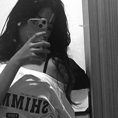 @GiftFromTheMoon