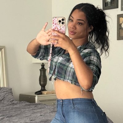 ClaudeJane48614's profile picture. May my heart beat like Yours, Jesus. May my love be as boundless as Yours. #HeartLikeChrist