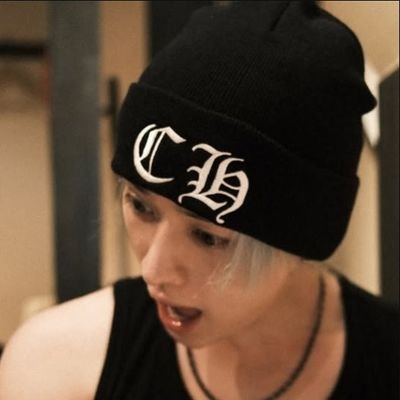 thonY filho dos hyunin Profile