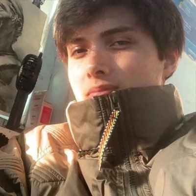 internnetgrly's profile picture. landmine girl