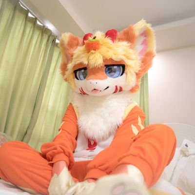 YiLong39420821's profile picture. 泥嚎!这里是逸龙~
🍅小龙是逸龙本体，🫐小龙叫瑾幻w
推止于推，希望能认识更多的朋友~