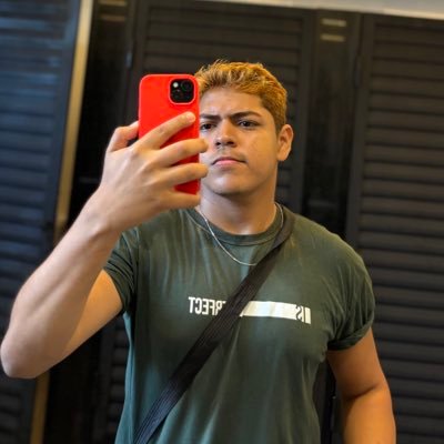 ferreiraRy_71's profile picture. 