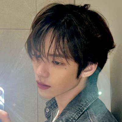 _lvryukii's profile picture. 🖤🍒🎧