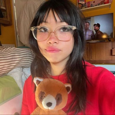 ppwrbank's profile picture. lg ngecas smbil tiduran