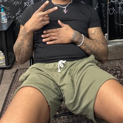 hunnid313's profile picture. follow me on TikTok (hunnid3132)