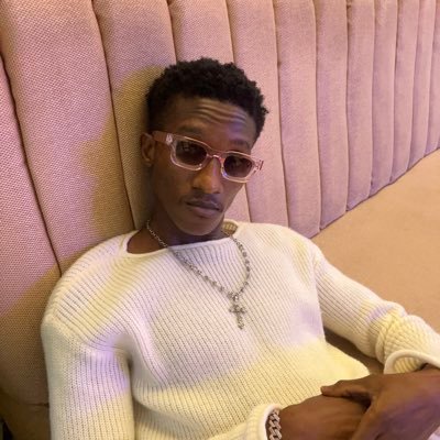 Creative Dir. @TheCleverWaters | BSc Mass Comm (ABU) | MUFC | Series & Movie Junkie | Fashion Stylist & Content Creator | Pefti Alumni | La Cine Fabrique Alumni