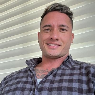 RafaelNada35771's profile picture. Un amigo mío me presentó, solo necesito a alguien para llamar a mi amigo 🥰