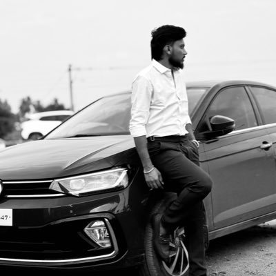 SRINATH_HARI_05's profile picture. Live let live 💫