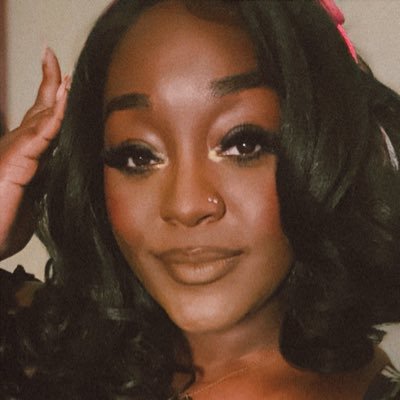 ┊Your cozy chaotic bestie ✨ ┊@Twitch Ambassador ♡ ┊Medical Assistant┊ Gaming & Lifestyle ♡┊@LogitechG @elgato @AMDGaming ♡ ┊💌 msashrocks@nani.gg ┊she/her