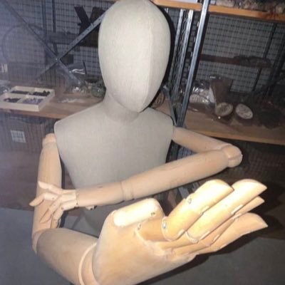 paneyut's profile picture. balls