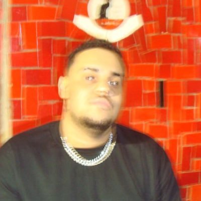 harielkvicha's profile picture. nao sou eu @haritskhelia