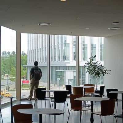 omaralm2003's profile picture. صاحب قناة المفتاح العيني على اليوتيوب