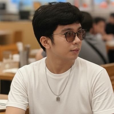 fadhilfathi's profile picture. Heatcliff/Elienz
Busy