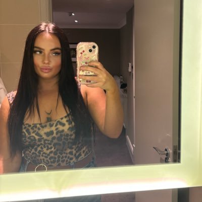 marnierioholman's profile picture. 🫶🏻🧘🍓🧚‍♀️