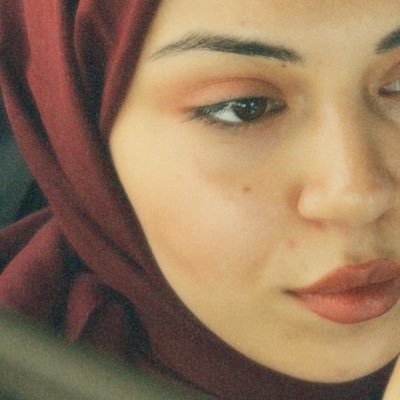 nurarik01's profile picture. zerre içinde zerre'