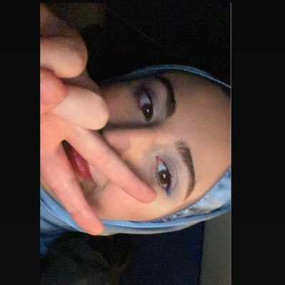 picklepickk's profile picture. Köpekler için üzülmeye değmez