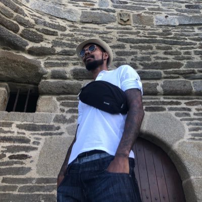 GAMEBOY_C0L0UR's profile picture. 