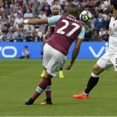 WhuCarlos's profile picture. Eye Rons