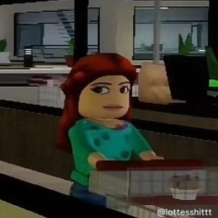 sphif1n_'s profile picture. Denial is a river in egypt.