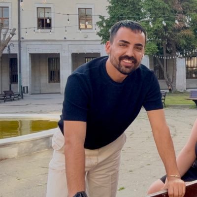 ‘nevruz toplarım belki “gene” / hiç yürüdüğümü hatırlamadığım tepelerde’