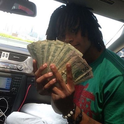 escapematrix34's profile picture. La