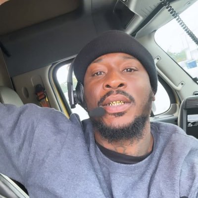 Father. Football junkie. Truck Driver. Hu$tler. Miami Hurricane fan. Slightly Crazy. Slightly Genius. Lauderhill, Florida #BlackAmerican ❤️🔱🖤 #FloridaBoy