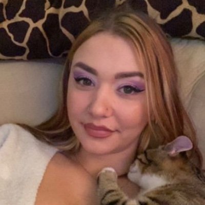 anne_isabella90's profile picture. 