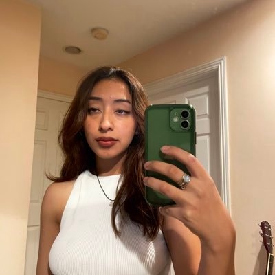24 💋Financial Domme | Untouchable I drain wallets ! Tribute before you speak. No losers, no freebies. Obey, pay, or get ignored.