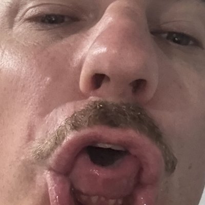UncleSmelly's profile picture. cS2 grinder. pot head. discipline