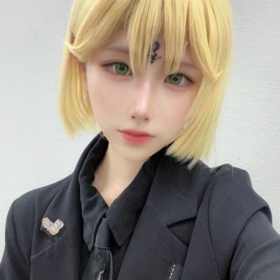 るいこつですCosplay mhyk/ボカロ/ﾎﾖﾊﾞ⚠︎ピアス注意 重加工 リトリン見てくれると嬉しいです~໒꒱刀剣垢▶@hotate0_0