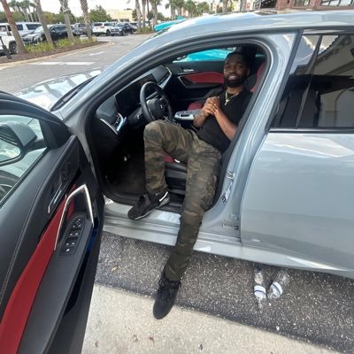 I have a Degree in Engineering Technology 🧑🏾💻 CEO & Founder of Clean Box Enterprise Inc #CleanBoxInc #FgeDaLabel ♈️