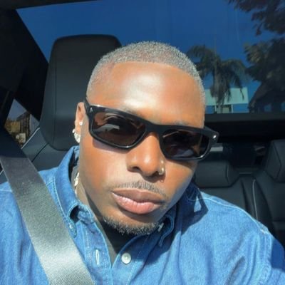 sammiedapr's profile picture. Gíràn Republic 🪖💸 || OAU || GGMU || 
I manage @solonova__ ✨️