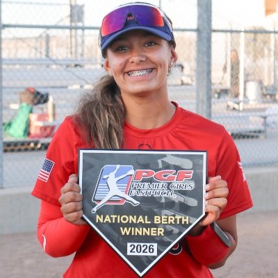 MaribelM2028's profile picture. 2028 Catch/2nd/3rd 🇺🇸AASA 16u Gold #5 🐝Hilmar High School #15 4.0 GPA