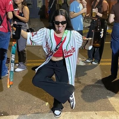 na_paulaaa's profile picture. bióloga em construção e santista desde as b0l4s 🤍