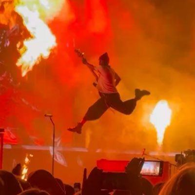 BACKSLlDEMV's profile picture. @tylerrjoseph‘s biggest fan | 24