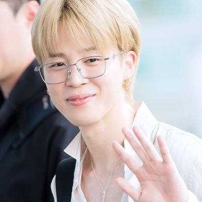 💜Tu eres mi serendipia favorita💛
🐰JK y JM🐣 ღ💌ღ