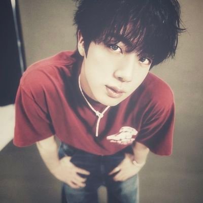 jiintonicc's profile picture. argentina y de sagitario como seokjin