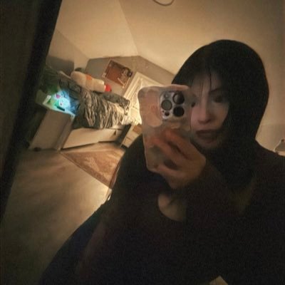 wuckypucky's profile picture. @AliGamesgoated ᥫ᭡