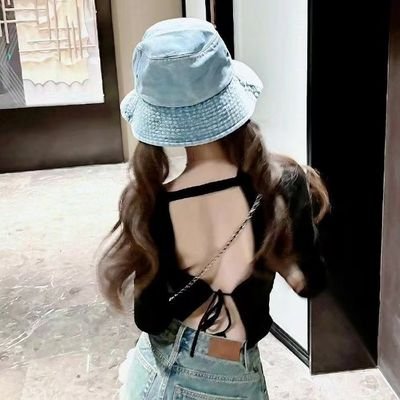 TDOJuwdiiwirmXx's profile picture. 