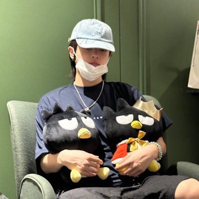 gl4tMax5sTIEiUL's profile picture. 