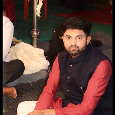 UpadhyaySa85395's profile picture. 