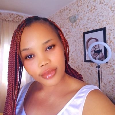 Nanya1749340's profile picture. Slow and steady wins the race , simple life .@chelsea men and women 💙/lifestyle/Beauty/Champions Of The World .