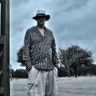 RabbitEarl919's profile picture. 