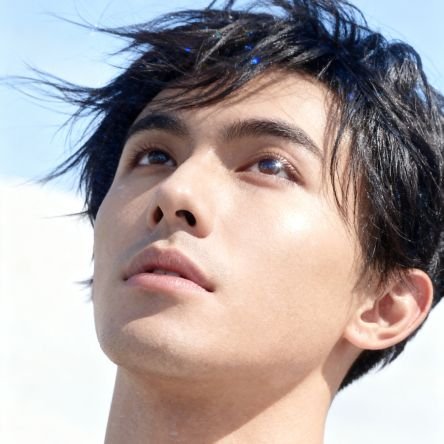 JuelongLin9945's profile picture. I like making friends with people all over the world, sharing life and loving peace. Thank you.